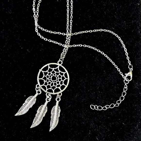 Silver Dreamcatcher Feathers Necklace - Picture 2 of 4